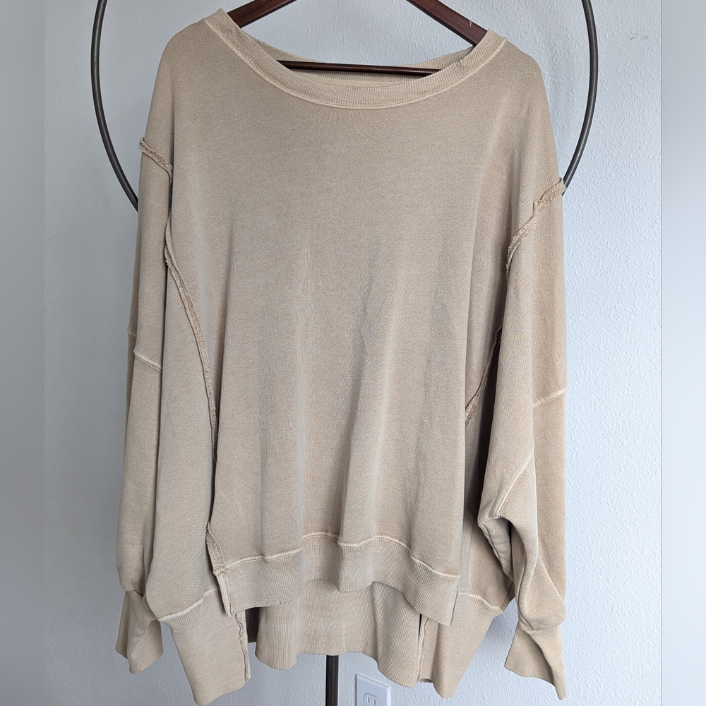 We the free Free People Camden tan oversize split seam pullover sweater Top Sz S